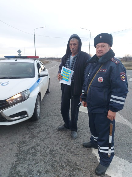 В Изобильненском округе полицейские провели беседы в рамках профилактического мероприятия «Стоп мошенник».