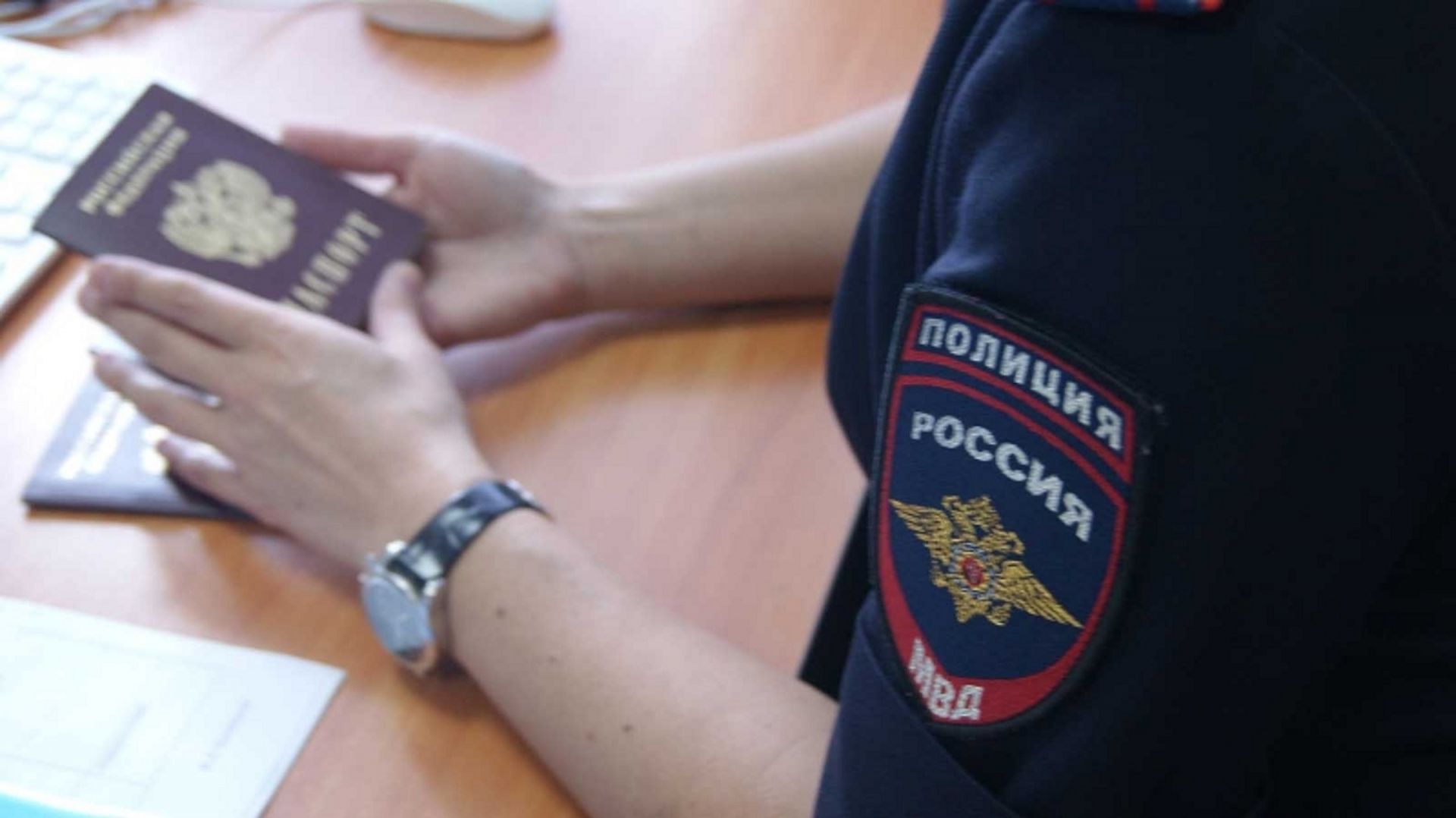 В Изобильненском округе мужчина обвиняется в совершении преступления в сфере миграции.