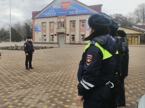 В Изобильненском округе прошел единый инструктаж нарядов. В Изобильненском округе прошел единый инструктаж нарядов.