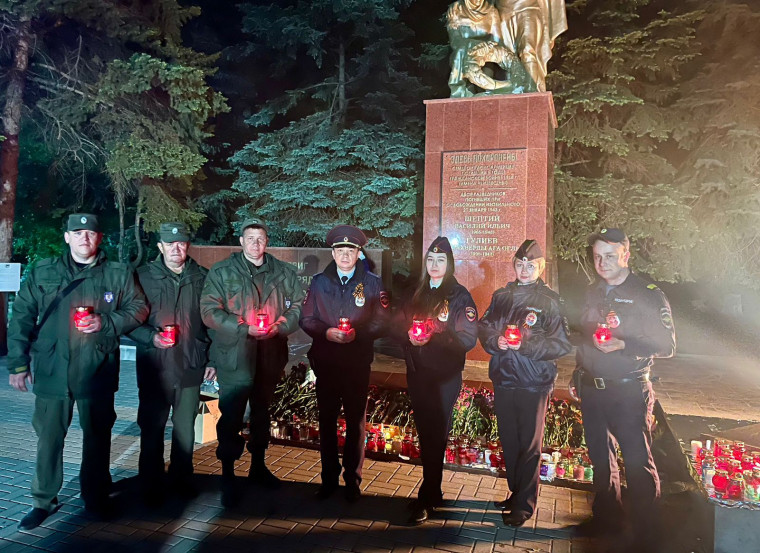 Сотрудники Изобильненской полиции приняли участие в акции «Свеча Памяти».